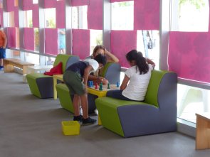Kinder spielen Brettspiel Kinder spielen Brettspiel